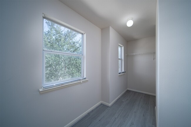 Building Photo - 12934 Kingston Point Ln
