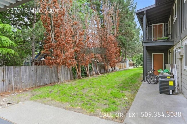 Building Photo - 2372 Hood Ave