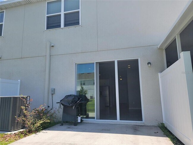 Building Photo - 7113 Grand Elm Dr