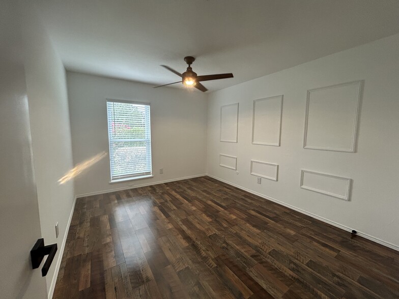 Bedroom 2 - 4257 Caldwell Ave