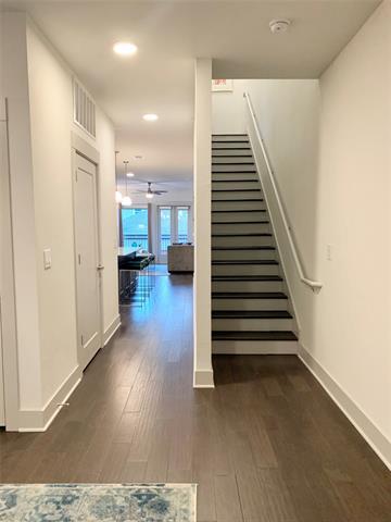 Building Photo - 5631 Belmont Ave