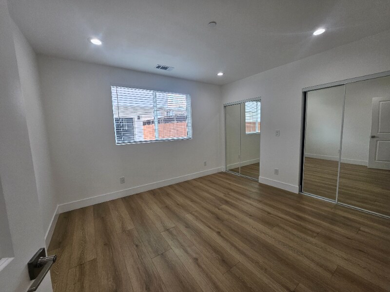 Building Photo - 1624 W 205th St