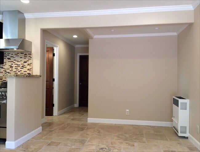 Unit F - 1105 N Milpas St