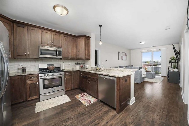 Building Photo - 6614 W 65th St