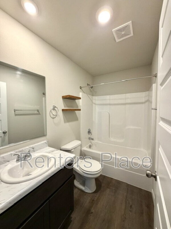 Building Photo - 3704 S 146th E Ave