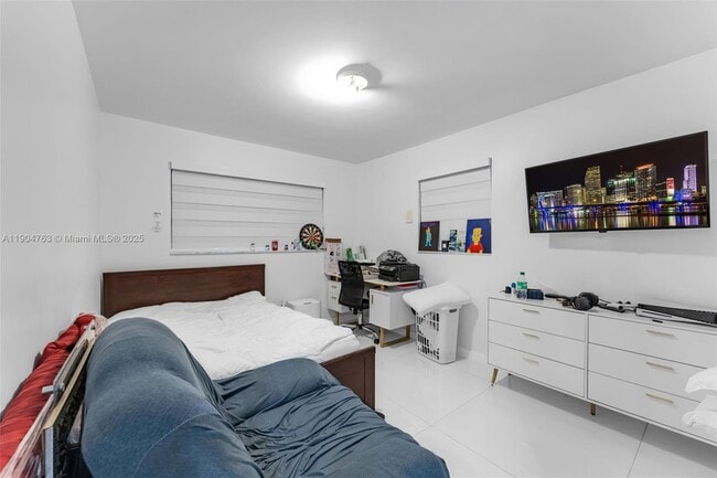 Building Photo - 10364 SW 6th St