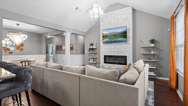 Building Photo - 807 Oshields Ct