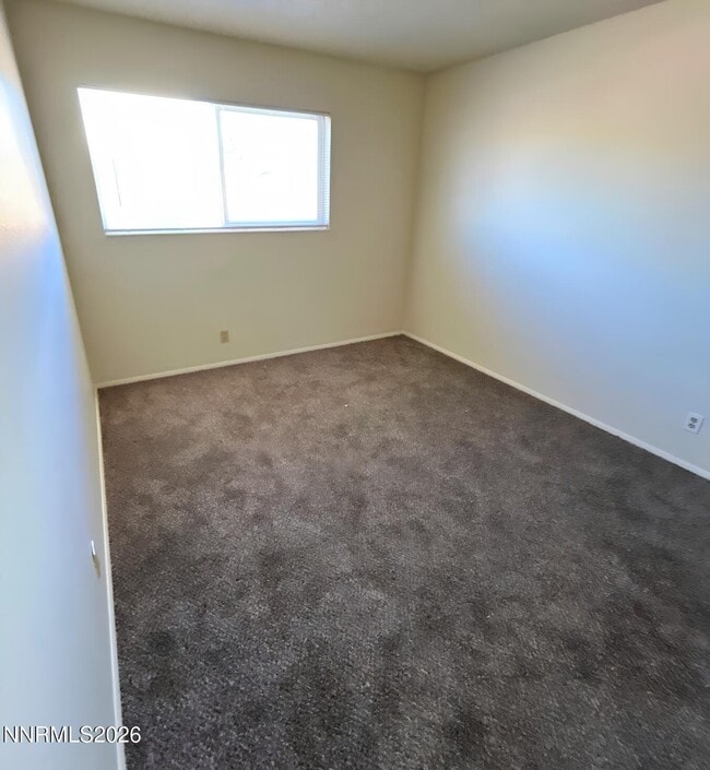 Building Photo - 3287 Gypsum Rd
