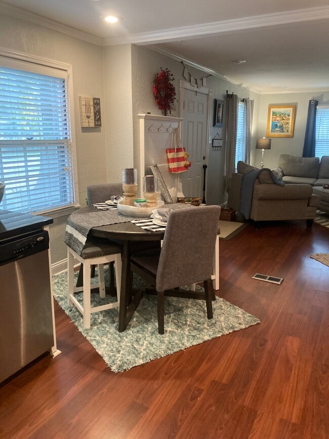 Building Photo - 5122 W 50th Terrace