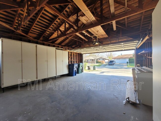 Building Photo - 3425 Gabilan Way