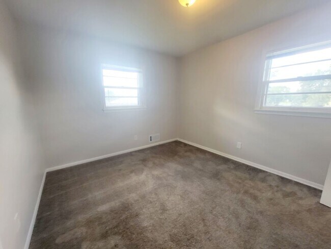 Building Photo - 5641 4th St NE