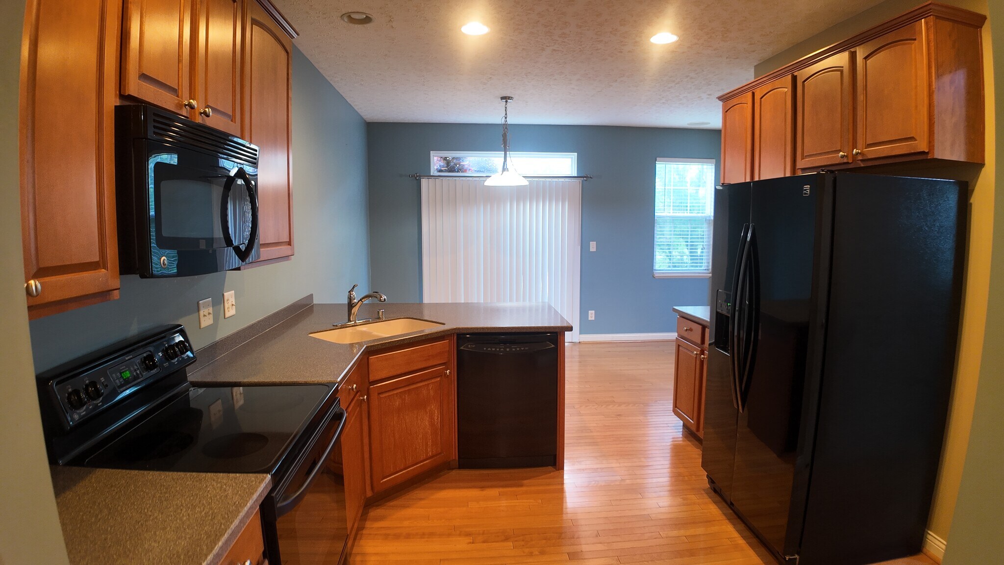 Building Photo - 3505 Thorngate Dr