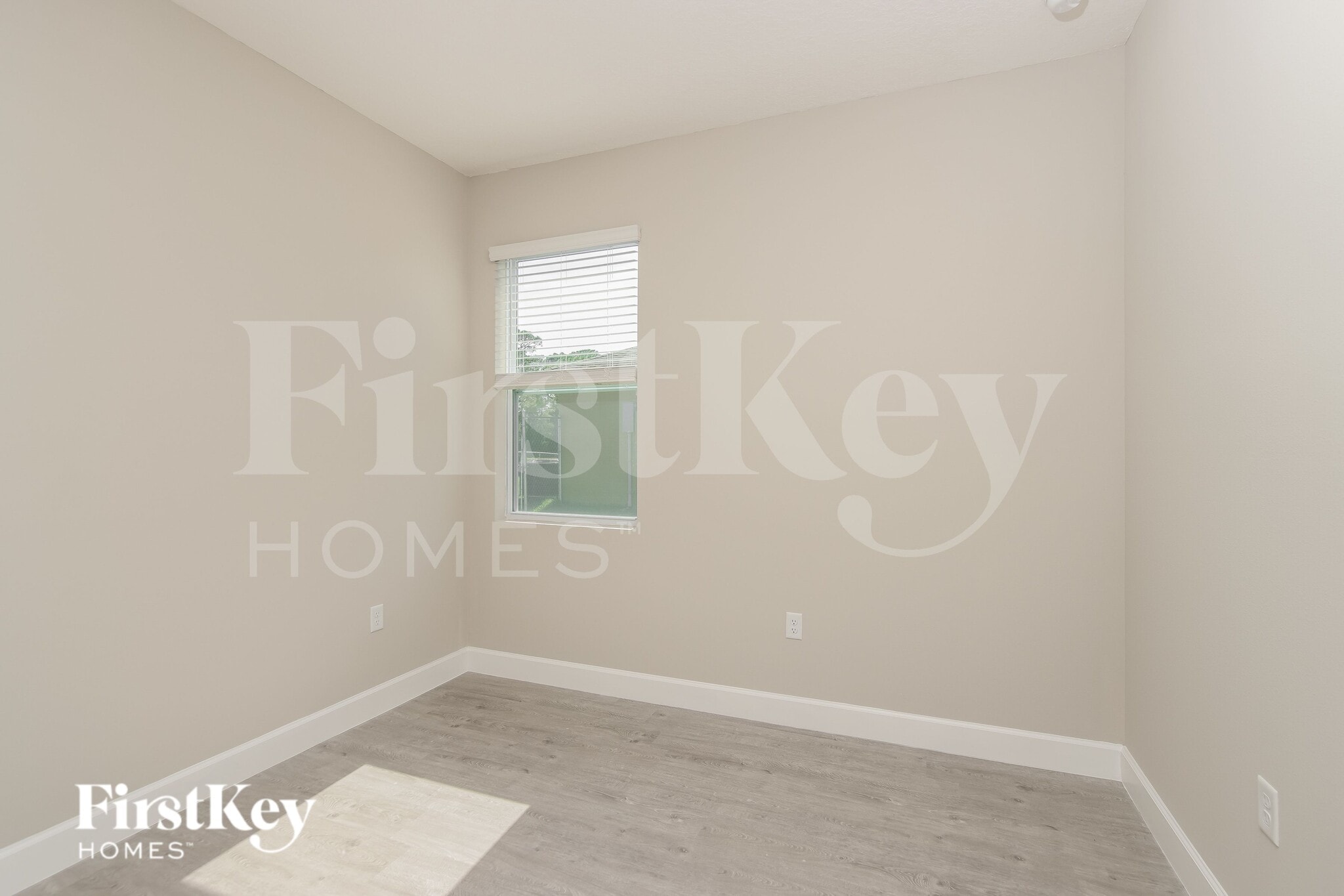 Building Photo - 1690 San Diego St SE