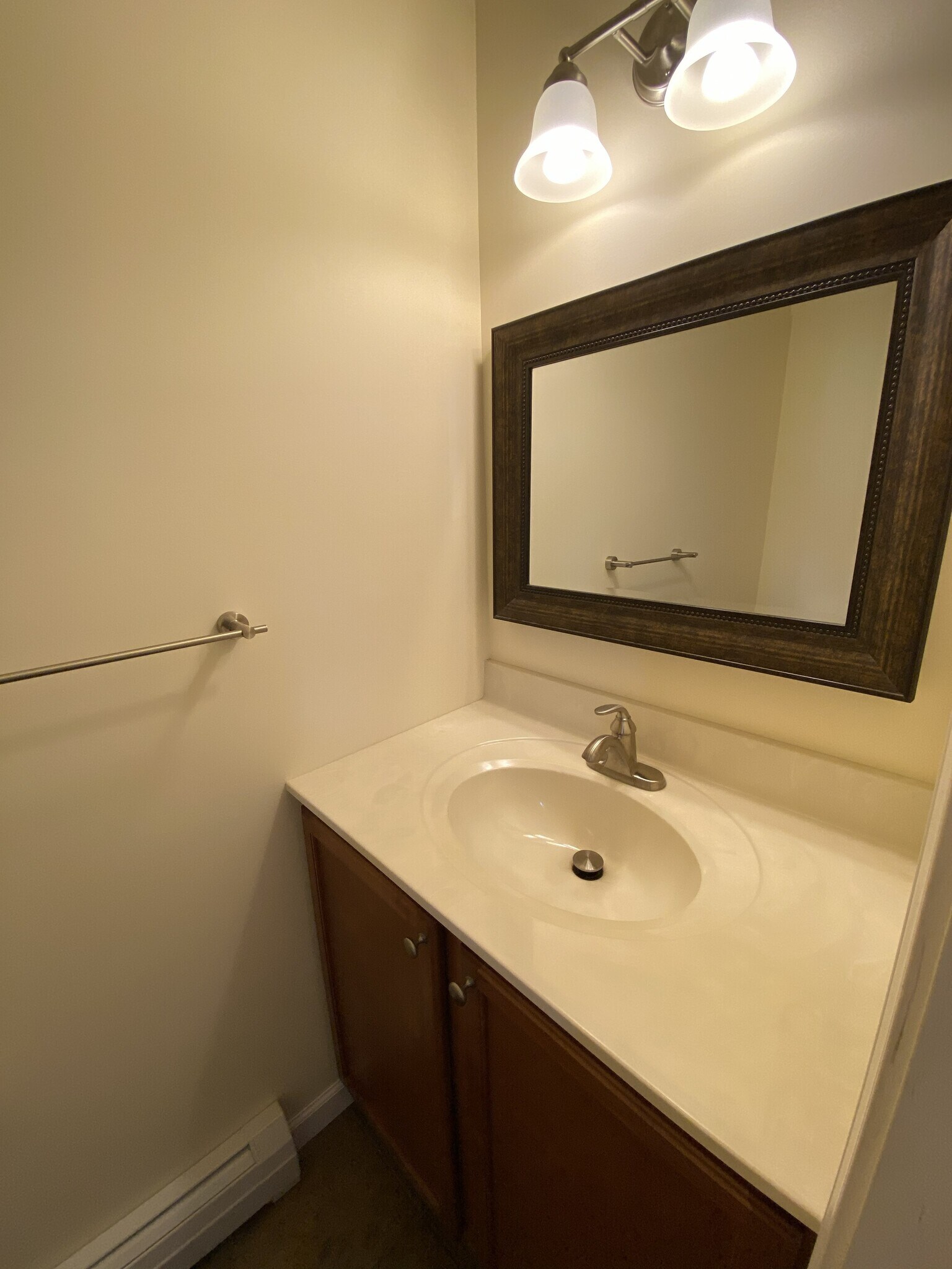 Building Photo - 96 Hogsback Dr