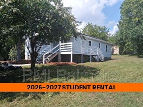 Building Photo - 1016 Walnut St