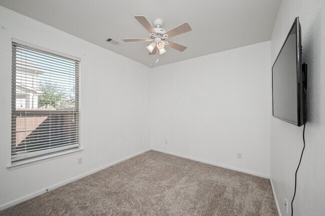 Building Photo - 28610 Cranford Sage Ln