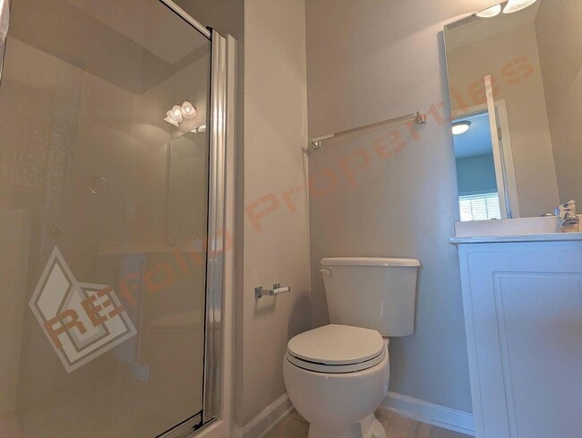 Building Photo - Great Location 3 Story 3 Bedroom, 3.5 Bath...