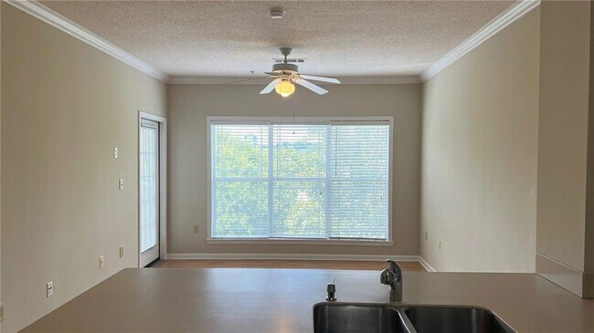 Building Photo - 4333 Dunwoody Park