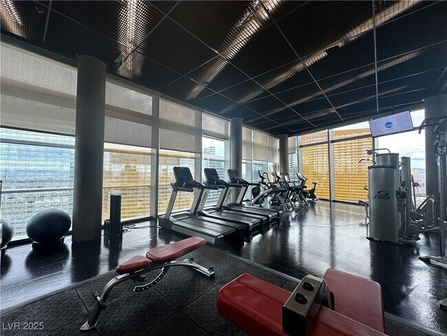 Building Photo - 3722 S Las Vegas Blvd