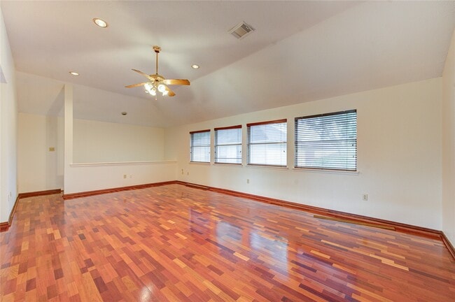 Building Photo - 14823 Atterbury Dr