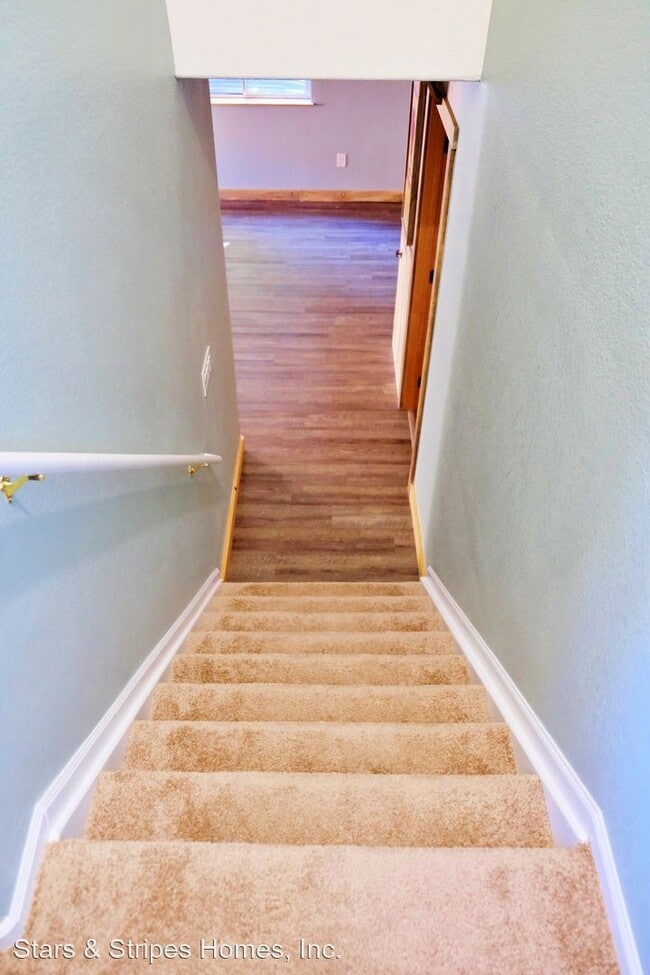 Building Photo - 5 br, 3.5 bath House - 8522 S. Miller Court