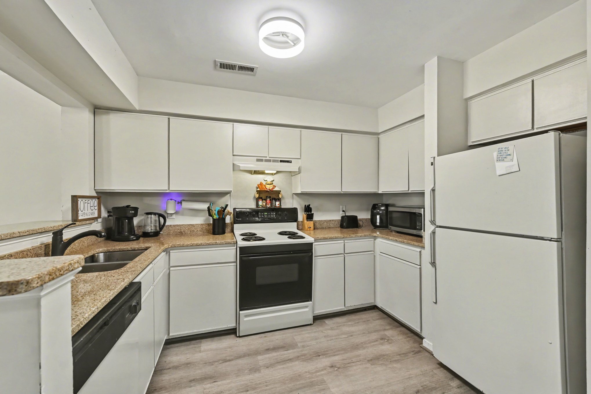 Building Photo - 1263 Marshview Dr