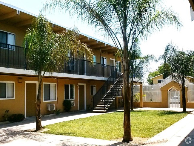 Primary Photo - Palm Garden Apartments