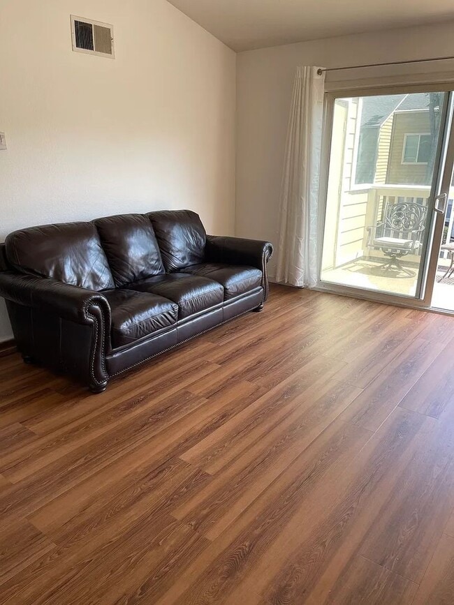 Building Photo - Beautiful 2-Bedroom Condo with Serene Water Views and Modern Amenities