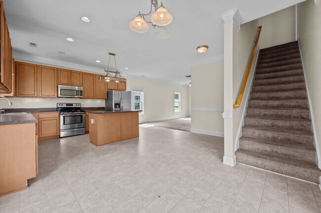 Building Photo - Welcome to Sabiston Heights!