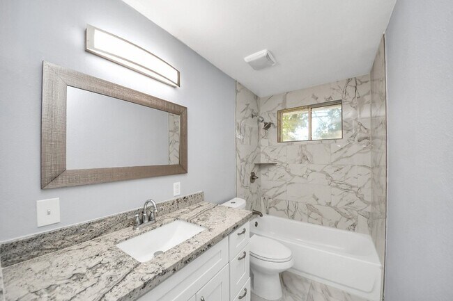 Building Photo - 6031 Dellfern Dr