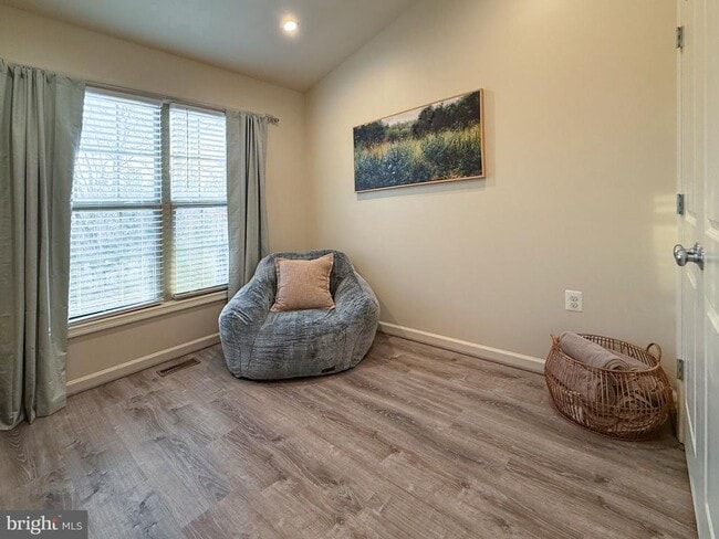 Building Photo - 15981 Marsh Pl