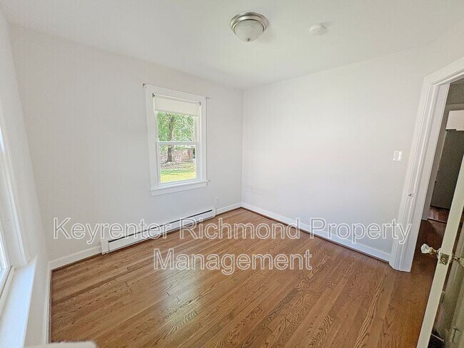 Building Photo - 2902 Irisdale Ave