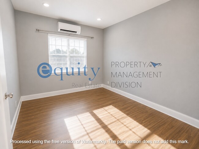 Building Photo - 748 S 1300 E