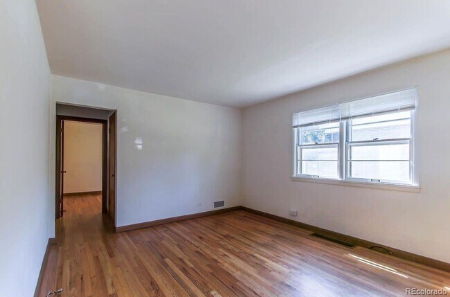 Building Photo - 2480 S Humboldt St