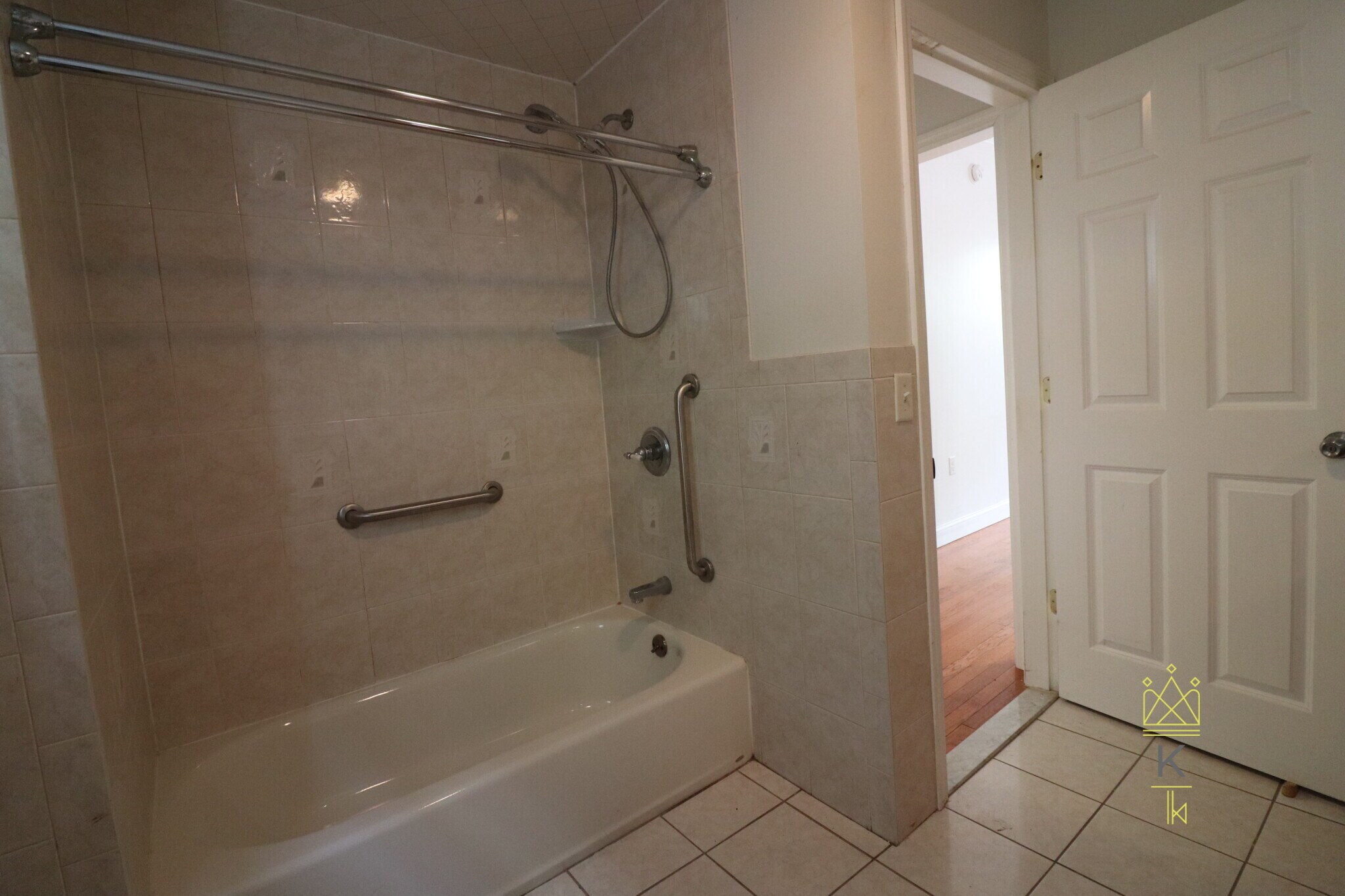 Building Photo - 22 Darling St