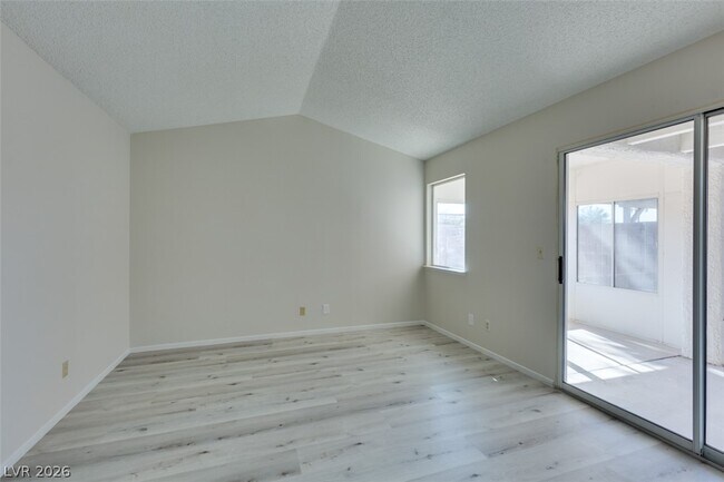 Building Photo - 582 Searchlight Dr