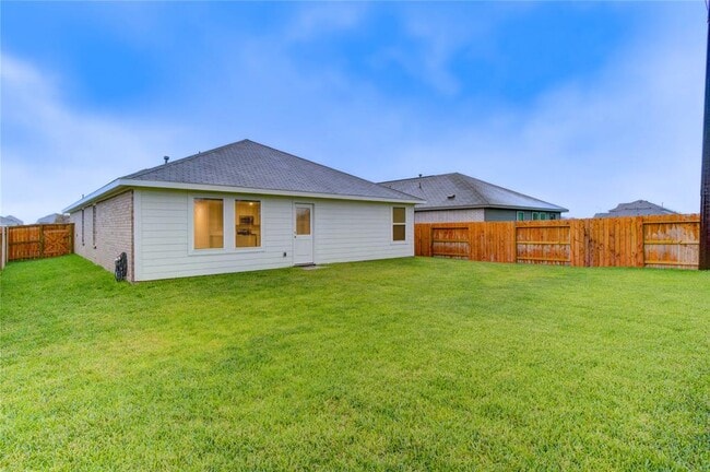 Building Photo - 1610 Birch Wood Dr