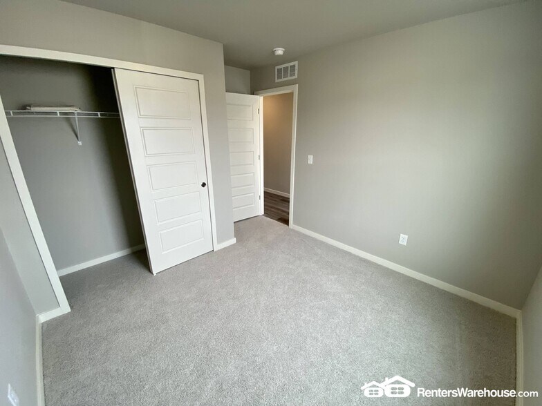 Building Photo - 508 Bobcat Ct