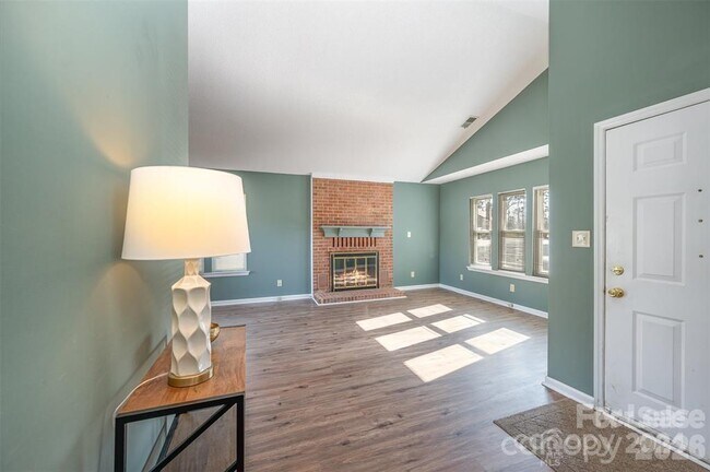 Building Photo - 2745 Von Thuringer Ct