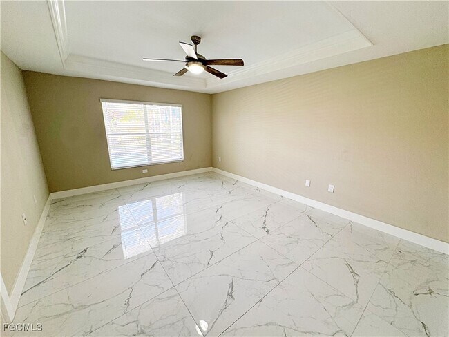 Building Photo - 2215 SE 9th Terrace