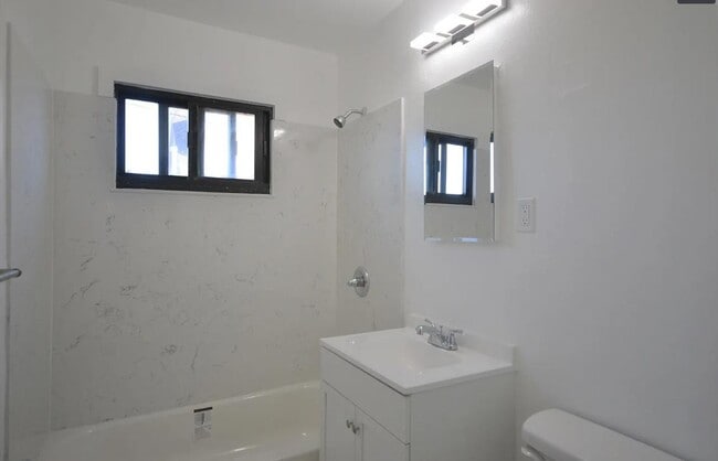 Primary Photo - 720 1st Ave