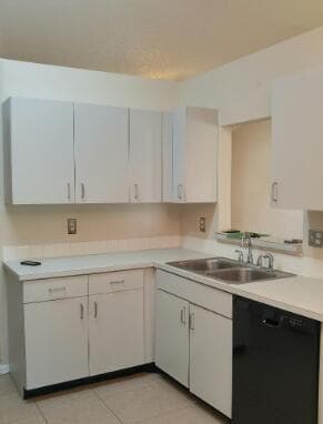 Building Photo - 1331 SW Bellevue Ave