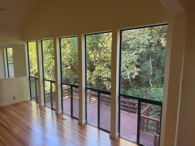 Building Photo - 13206 Middleton Ave