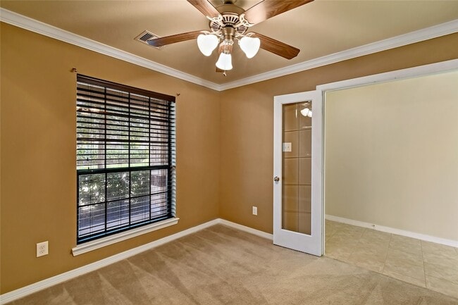 Building Photo - 3308 Southern Grove Ln