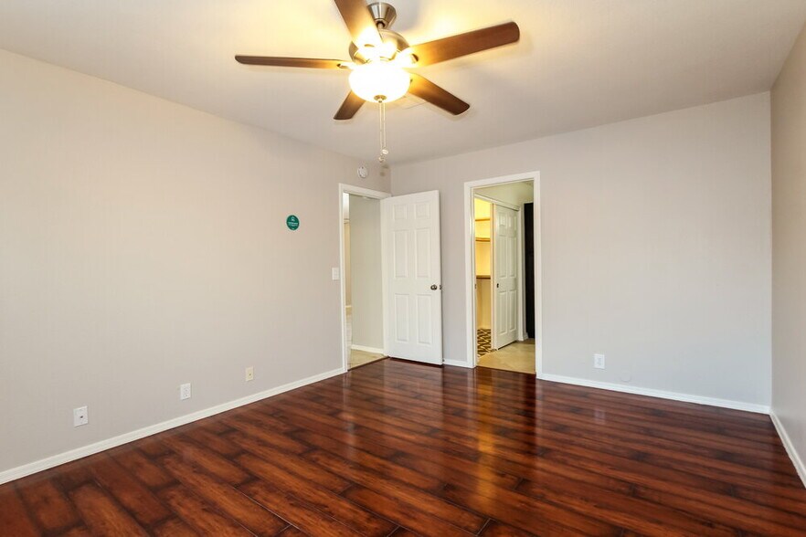 Building Photo - 3614 W Camino Del Rio