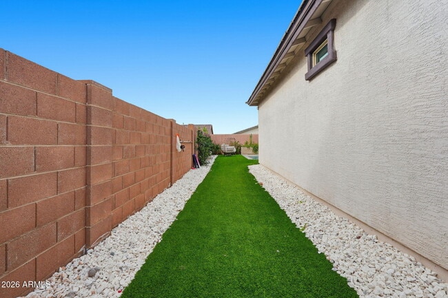 Building Photo - 5714 S Veneto