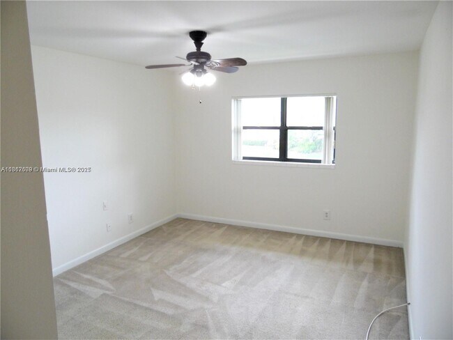 Building Photo - 3987 NW 87th Ave