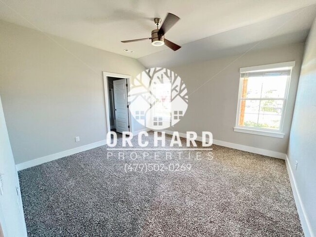 Building Photo - Jefferson | Cedar Crest in Farmington