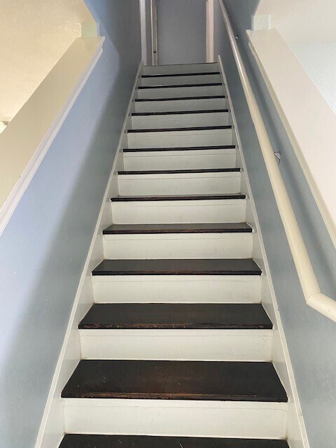 Building Photo - 1426 Joy Oaks Ln