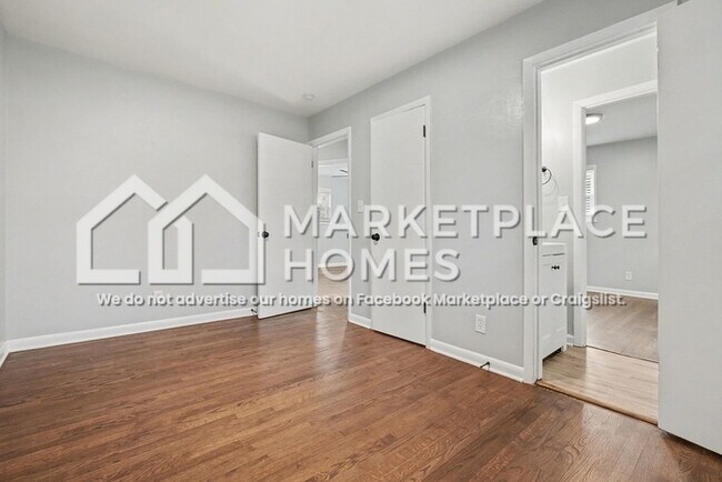 Building Photo - 2710 Dunmoreland Terrace